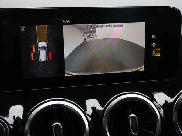 Mercedes-Benz GLA-klasse 200 Automaat AMG Line Nieuw model! | Navigatie | Climate Control | Camera |...