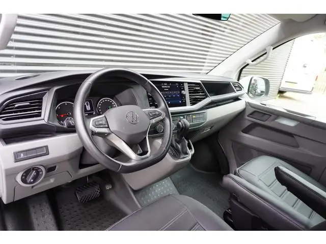 Volkswagen Transporter 150 PK Automaat Dubbele Cabine ACC Apple Carplay Standkachel Stoelverwarming...