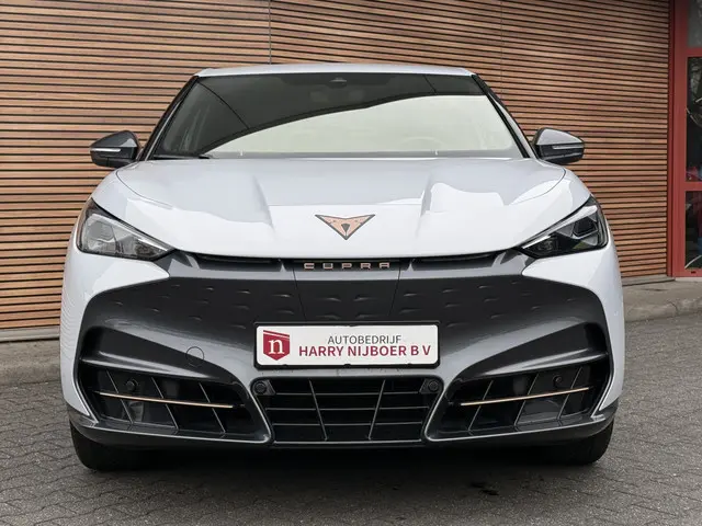 Cupra Tavascan