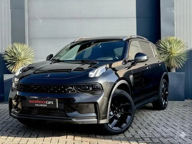Lynk & Co 01 1.5 Plug-In|Vol Black Edition|Zwarte Hemel|Pano