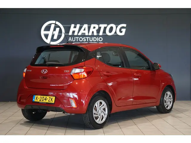 Hyundai i10 1.0 Comfort Smart + CAMERA / CARPLAY / NAVIGATIE