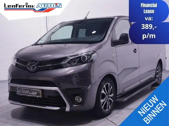Toyota PROACE Worker 2.0 D-4D 145 pk Aut. Black Line Dubbel Cabine Navi, Camera, Xenon, 17" LMV, Laa...