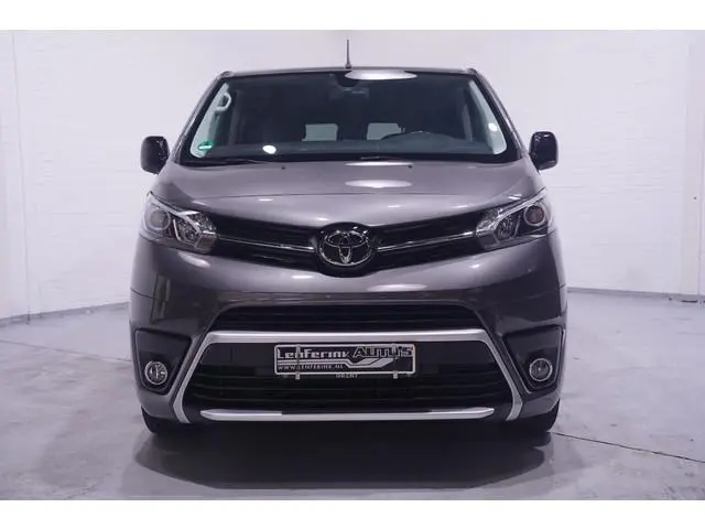 Toyota pro-ace