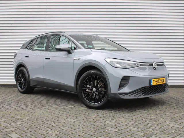 Volkswagen ID.4 Pure 52 kWh | Stuur- / Stoel- / Voorruit Verwarming | Clima | 19" LM | Cruise adapt....