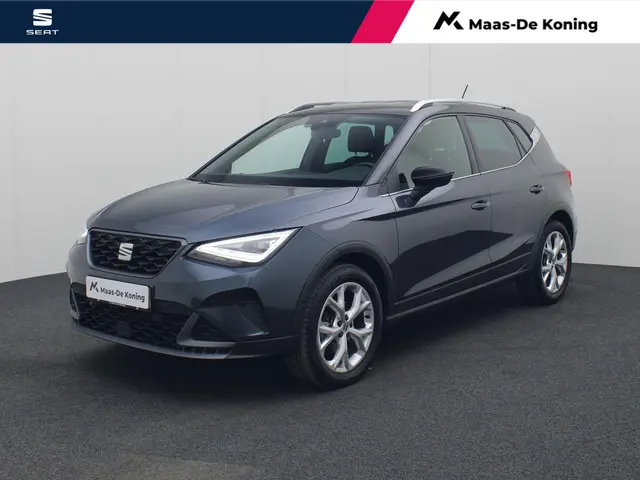 SEAT Arona 1.0TSI/110PK FR · Navigatie · Camera + Parkeersensoren · Apple/Android Car Play · Stoelve...