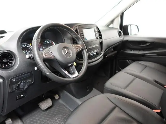 Mercedes-Benz Vito 114 CDI Automaat L2H1 Lang Navigatie Camera Cruise control Trekhaak Airco Euro6