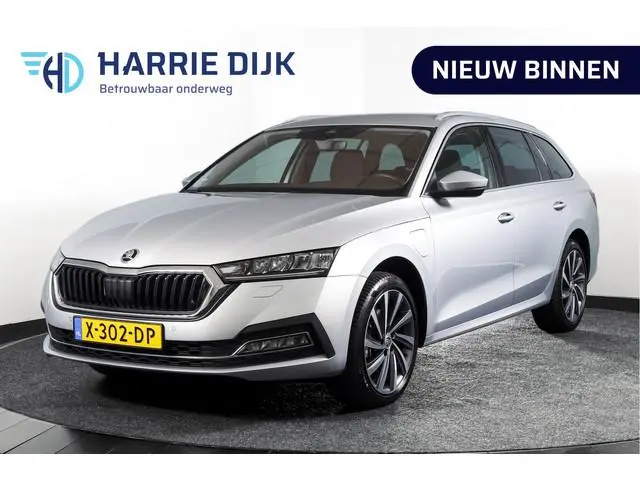 ŠKODA Octavia Combi 1.4 TSI iV PHEV Business Edition Plus | Org. NL | Afn. Trekhaak | Apple CarPlay...