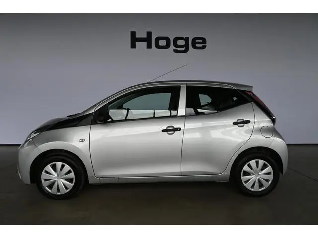 Toyota Aygo 1.0 VVT-i X-Fun Airco LED Elektrisch Pakket! Rijklaarprijs! Inruil Mogelijk!