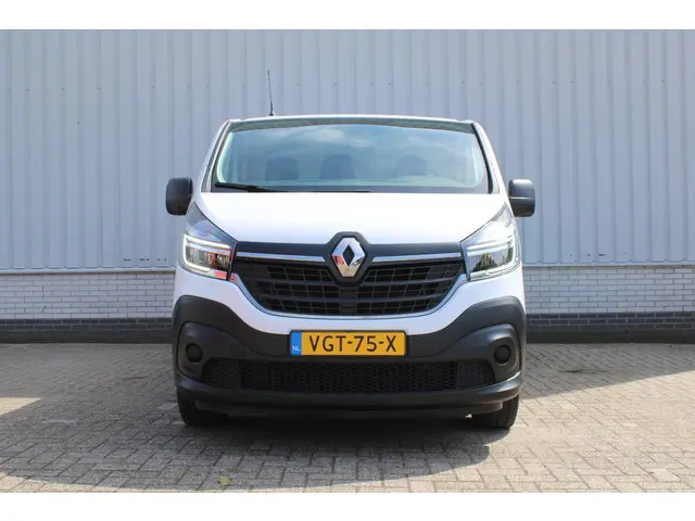 Renault Trafic 2.0 dCi 120PK L2H1 Comfort | Navi | Airco | Trekhaak | Cruise | Parkeersensoren | Vol...