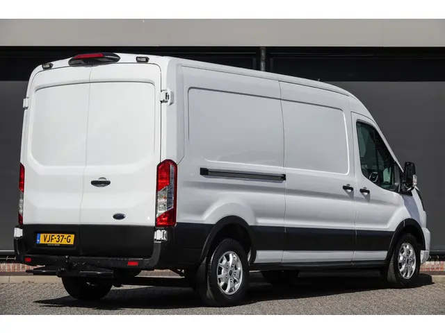 Ford Transit L3H2 2.0Tdci 185Pk Aut. | Limited | 350 | Raptor Grille | Achteruitrijcamera | Trekhaak...
