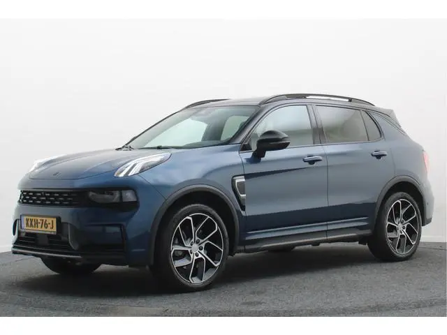 Lynk & Co 01