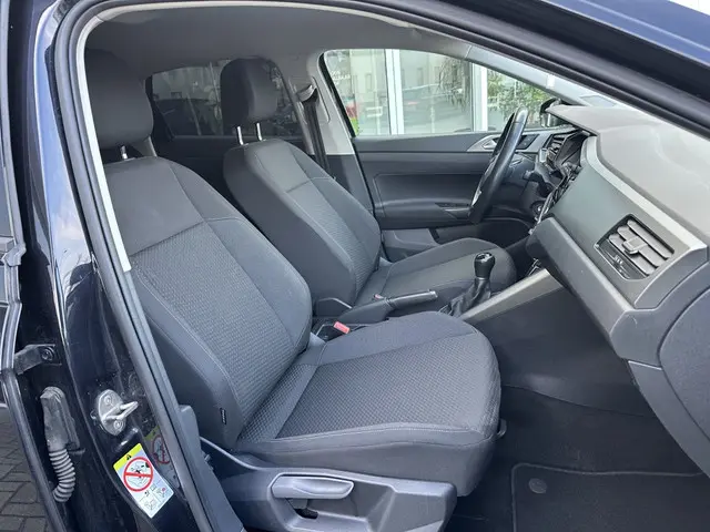 Volkswagen Polo VI  Comfortline Carplay Cruise Navi Led