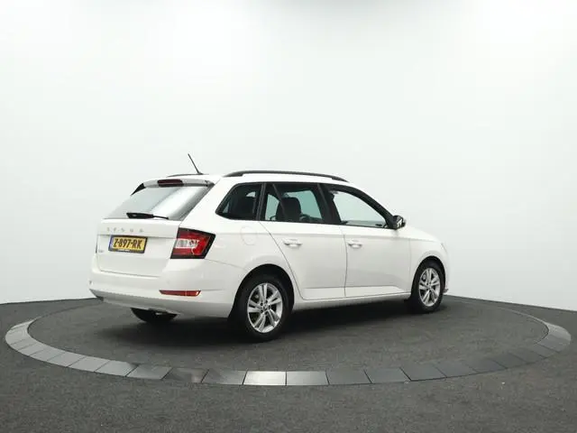 Skoda Fabia Combi 1.0 TSI Business Edition Automaat | Carplay navigatie | Cruise control | Airco