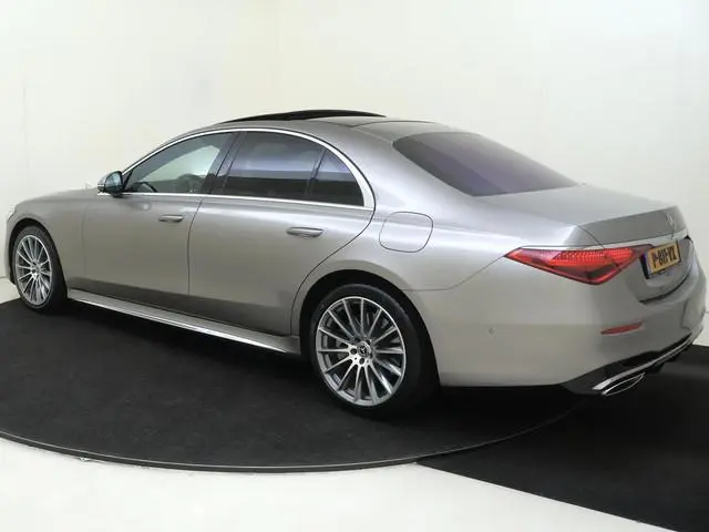 Mercedes-Benz S-klasse 580 e AMG Line / 360Graden-Camera / Memory-Stoelen / Panaroma-dak / Stoelvent...