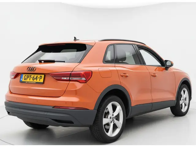 Audi Q3 45 TFSIe 245PK HYBRID S-TRONIC EDITION NAVI/PDC/BLUETOOTH