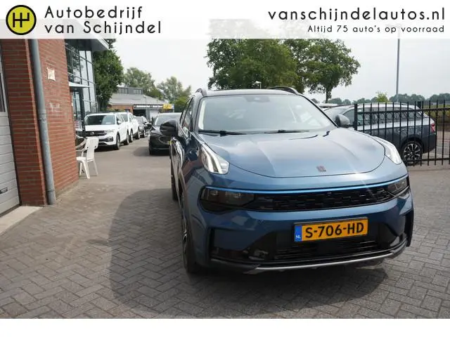 Lynk & Co 01 1.5 261PK! ORIGINEEL NEDERLANDS DEALER ONDERHOUDEN 360CAMERA 6,6KWH LADER TREKHAAK PANO...