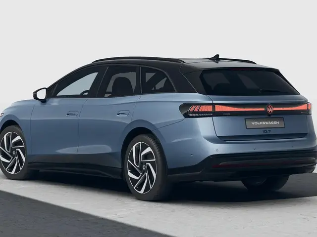 Volkswagen ID.7 Tourer Pro Limited Edition 77 kWh accu 286 PK | Velgen 20" | 360 graden camera | Sto...