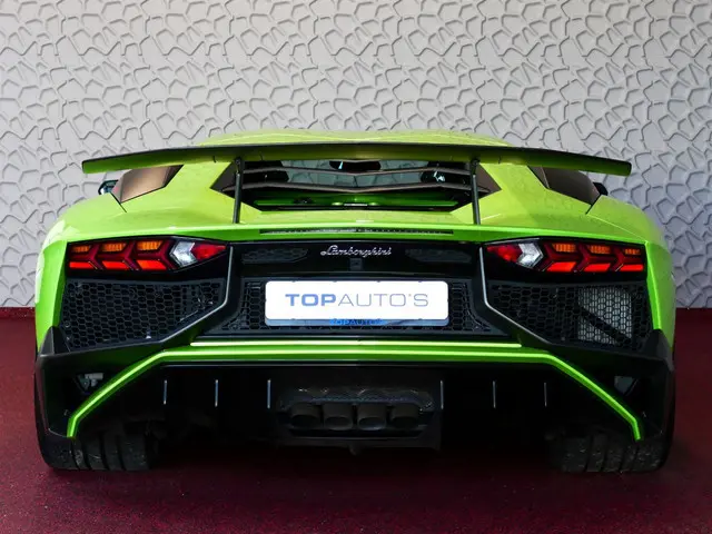 Lamborghini Aventador