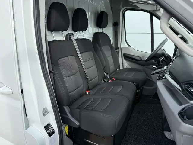 Maxus eDeliver9
