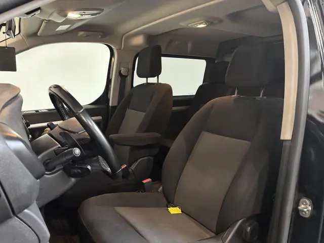 Opel Vivaro 2.0 CDTI Automaat 145 pk L3H1 Dubbele Cabine Automaat Airco Navi Cruise Control Parkeers...