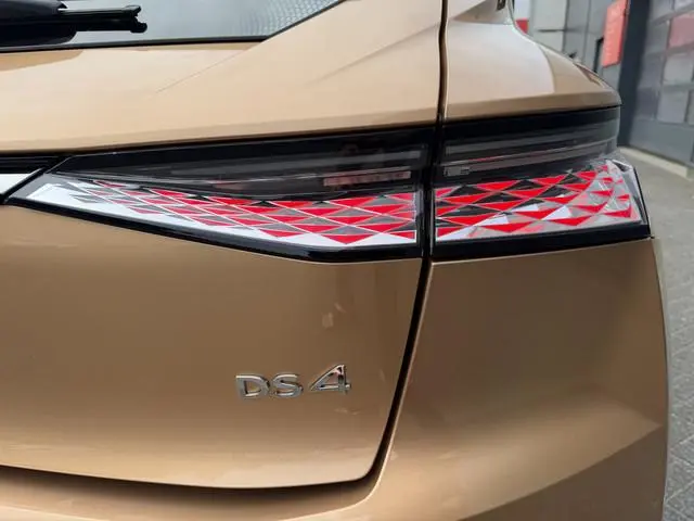 DS DS 4