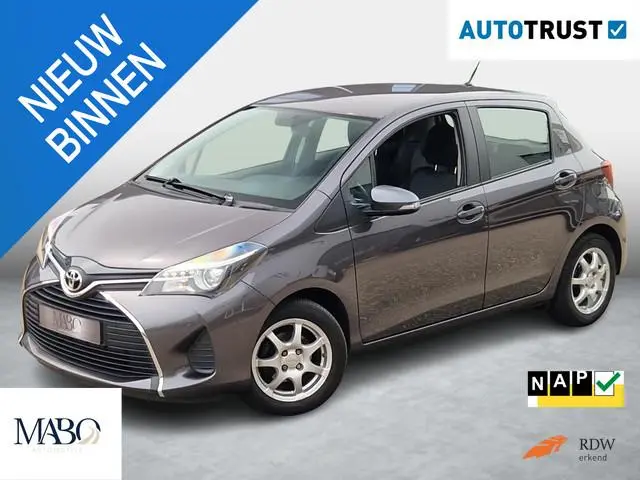 Toyota Yaris 1.3 VVT-i Aspiration |NL Auto|Automaat|Clima|Trekhaak|Bluetooth