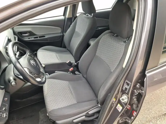 Toyota Yaris 1.3 VVT-i Aspiration |NL Auto|Automaat|Clima|Trekhaak|Bluetooth
