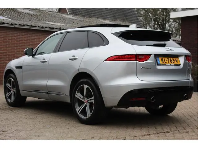 Jaguar F-PACE 3.0 S/C S Sport First Edition AWD - 1e eig / pano / cruise / elek verw stoelen / V6!