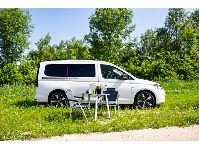 Volkswagen Caddy Maxi 1.5 TSI 115pk DSG  California  Mini Camper