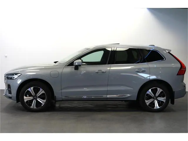 Volvo XC60 2.0 T6 Plug-in hybrid AWD 293kW/399pk Aut8 Long Range Edition Bright NIEUWSTAAT!  PANORAM...