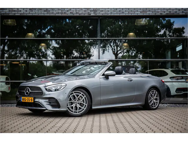Mercedes-Benz E-klasse Cabrio 200 AMG Line , Sfeerverlichting, stoel/nekverwarming, Isofix