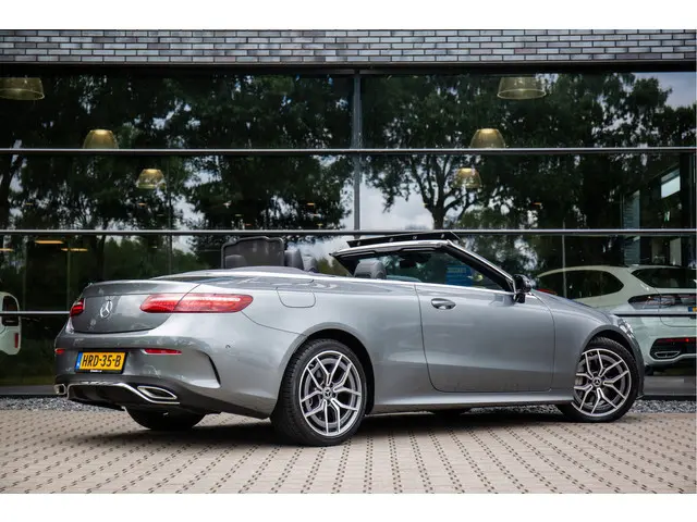 Mercedes-Benz E-klasse Cabrio 200 AMG Line , Sfeerverlichting, stoel/nekverwarming, Isofix