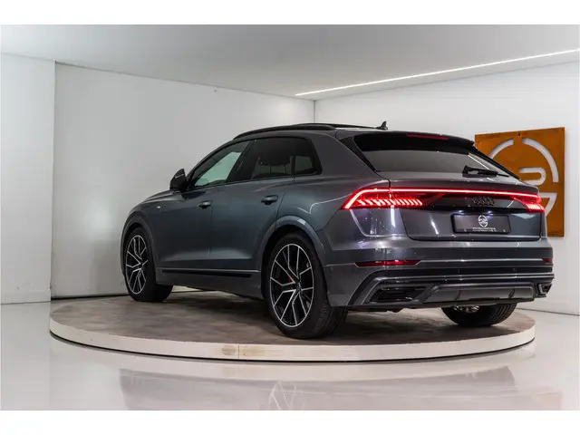 Audi Q8 50 TDI Quattro Pro Line S | Pano | Matrix | Trekhaak | Sfeer | Bang&Olufsen | Garantie