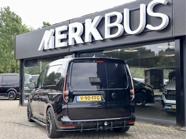 Volkswagen Caddy Cargo 2.0 TDI 120PK DSGBLACK EDITION