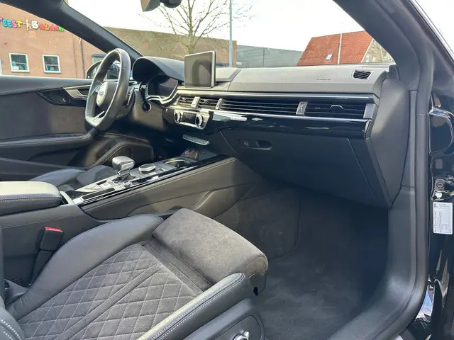 Audi RS5