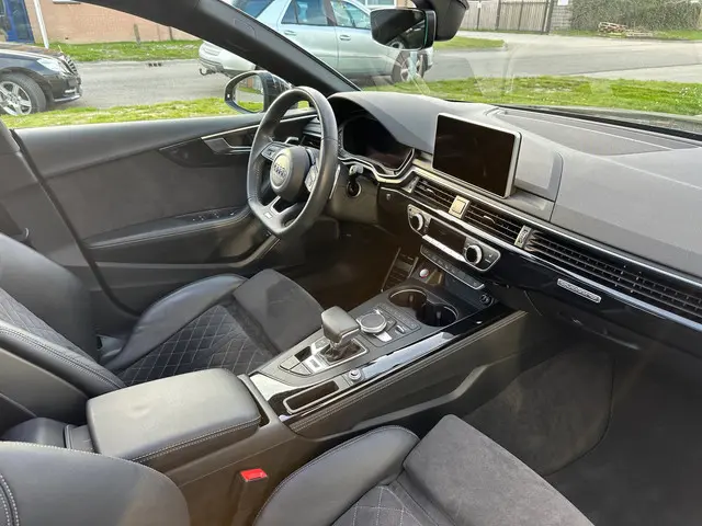 Audi RS5