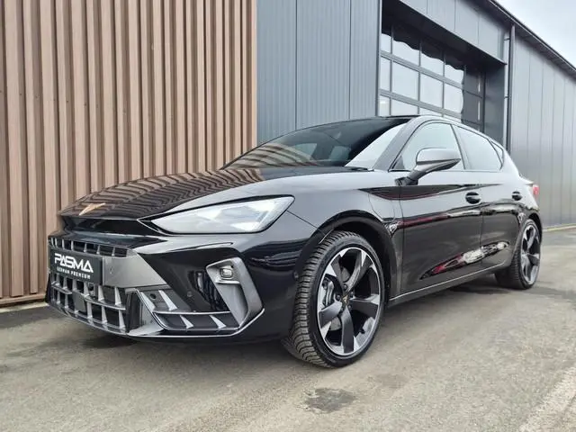 CUPRA Leon 1.5 TSI e-Hybrid Business 204pk | BTW | Camera | Stuur-stoelverw. | Carplay | Memory
