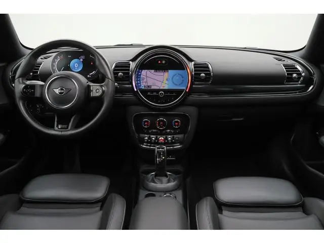 MINI Clubman 1.5 Cooper Automaat Knights Bridge Edition Leer, Panoramadak, Apple Carplay, Virtual Co...