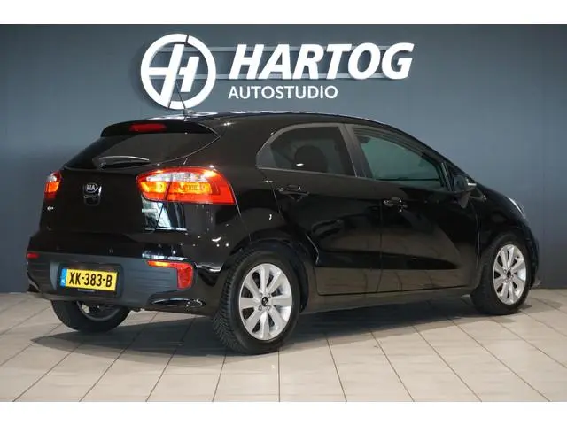Kia Rio 1.2 CVVT DynamicLine + CAMERA / CLIMATE CONTROL / LMV