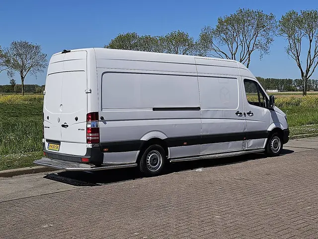 MERCEDES-BENZ SPRINTER 311 cdi aut. l3h2 59 dkm