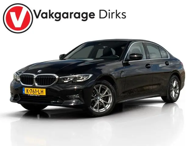 BMW 3-serie 318i Sport Line ✅ Sportstoelen ✅ LED ✅ Sfeer