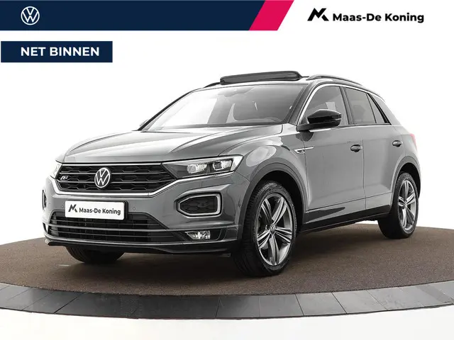 Volkswagen T-Roc 1.5 TSI 150pk DSG R-Line · Panoramadak · Camera · Navigatie · Stoelverwarming · 18'...