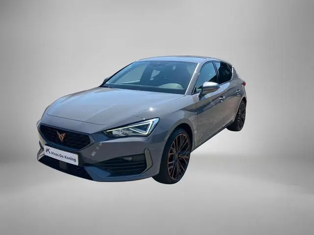 CUPRA Leon 1.4e-Hybrid 180kW/245PK VZ · Navigatie · Leder/Stof · Stoel- & stuurverwarming