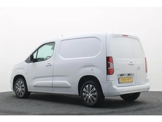 Opel Combo 1.5D L1H1 Automaat Airco, Cruise Control, PDC, Apple CarPlay, Stuurverwarming