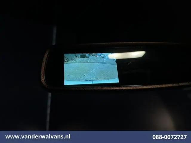 Mercedes-Benz Sprinter 211CDI L2H2 Euro6 Airco | Camera | Trekhaak Bijrijdersbank