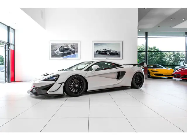 McLaren 570S