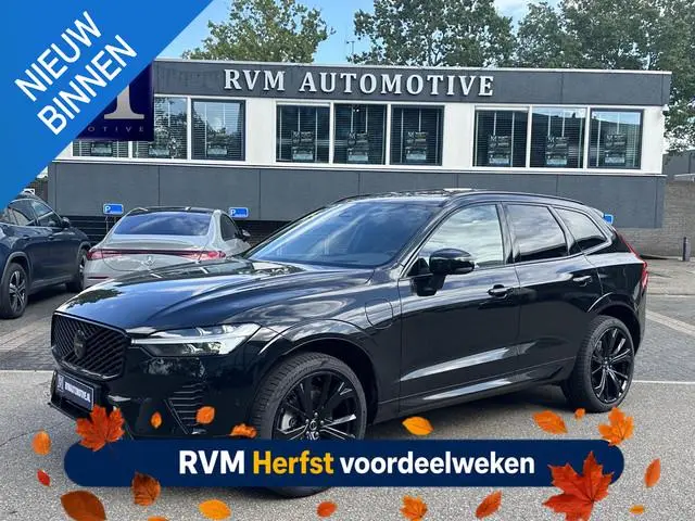 Volvo XC60 2.0 T6 Plug-in hybrid AWD Plus Black Edition VAN: 59.900,- ND: 56.877,- UW HERSTVOORDEEL:...