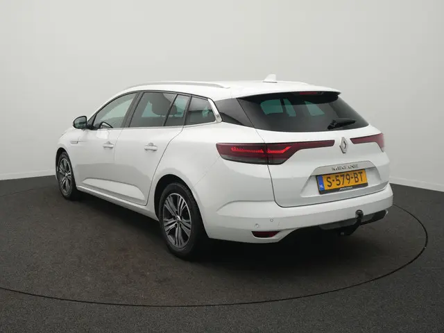 Renault Mégane Estate TCe 140 Intens - RIJKLAARPRIJS - All Seasonbanden - Achteruitrijcamera - Head-...