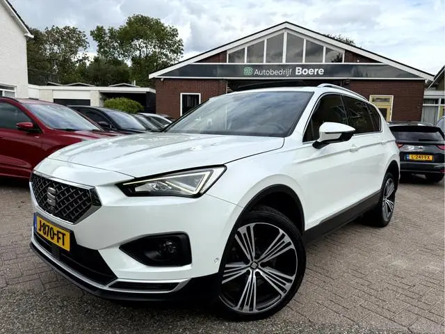 SEAT Tarraco 1.5 TSI Xcellence Winterpack, Panoramadak, Trekhaak, 360 camera