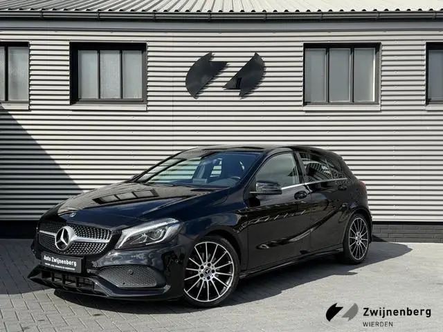Mercedes-Benz A-klasse 180 Business Solution AMG
